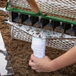 Six-Row Seeder, Second Edition -Sowing And Seeds Shop 06758 05 six row