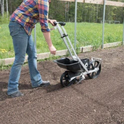 Fertilizer Attachment -Sowing And Seeds Shop 09173 03 fertattach